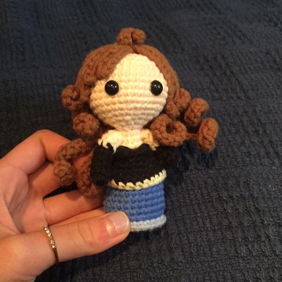 Crochet Princess Figure Keychain - Picture 1 of 3